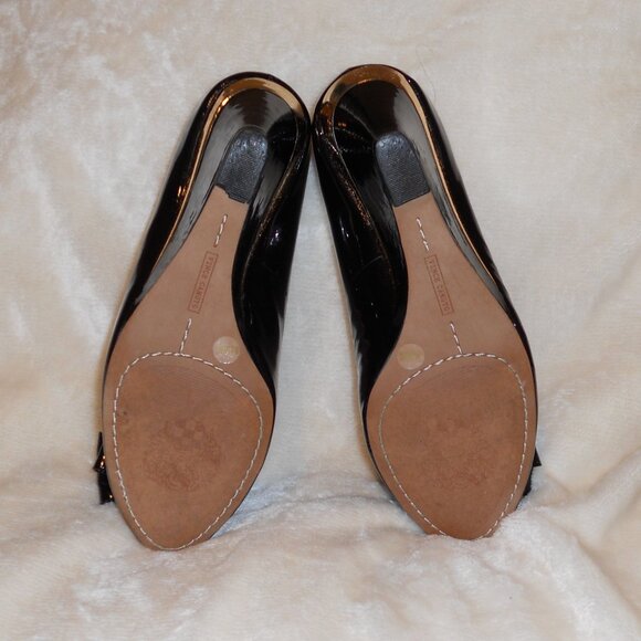 Vince Camuto 6 1/2 Black Patent Leather Peep Toe Wedge Heels "Varro" - Picture 7 of 8